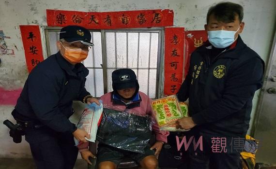 寒冬送暖 笨北港朝善會送物資助弱勢家庭