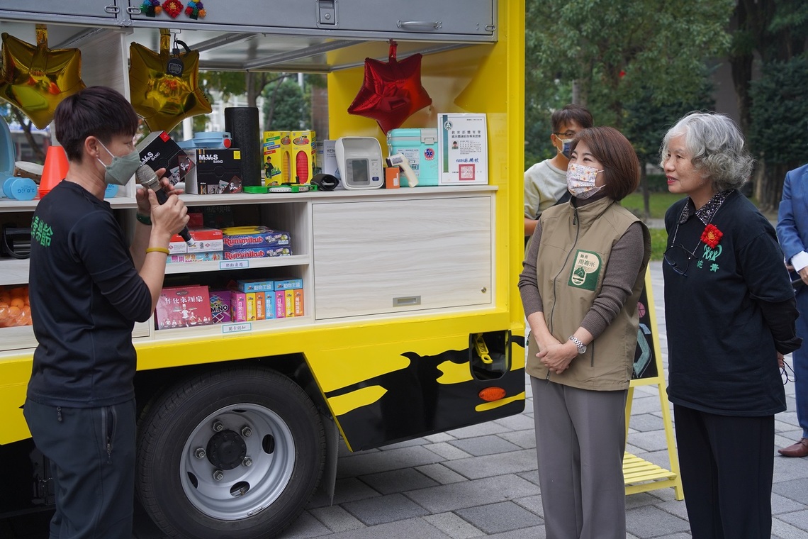 屏東縣「行動健身房」、「維修咖啡車」服務再升級