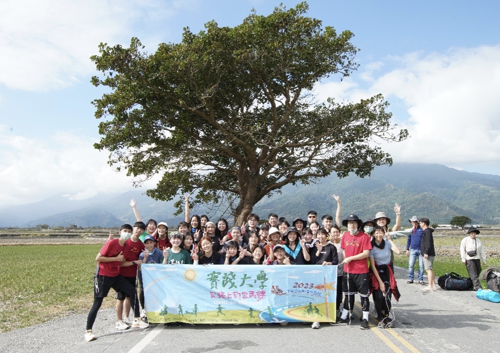【老邦好政】老邦環島齊步走號 召社會企業共同參與公益活動 80 匯流新聞網CNEWS資料照124230110a13