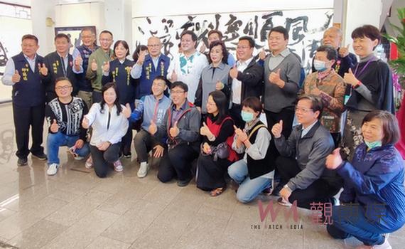 新港奉天宮「大地回春祈願平安」書法展 陳世憲意象書法創作風格獨特