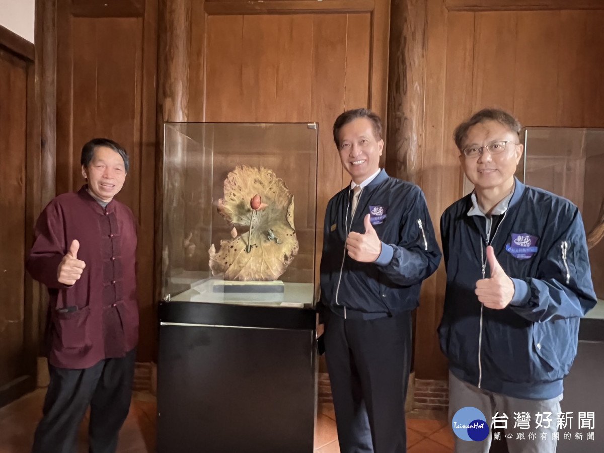 刻劃生命天然本色，黃媽慶木雕展開幕。圖／彰化縣文化局提供