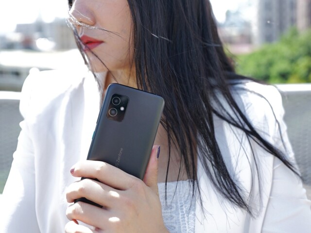 Zenfone 8 總降價金額1萬元及幅42最高的機型