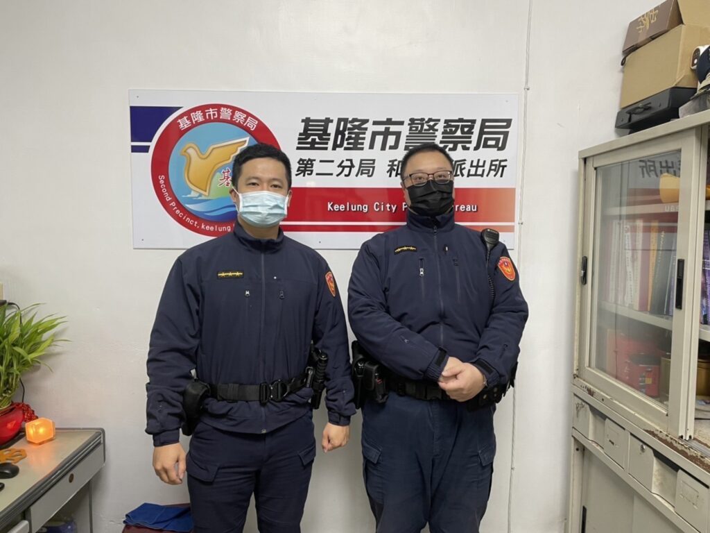 和一路派出所(左)鄭旭翔、(右)潘禹叡。