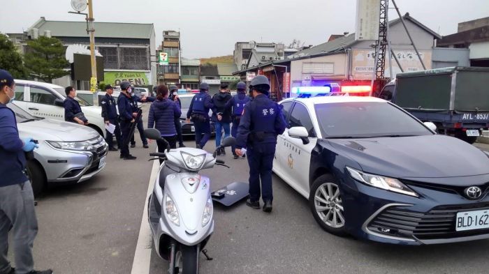 年關將近守護民眾安全 通霄警分局防搶演練