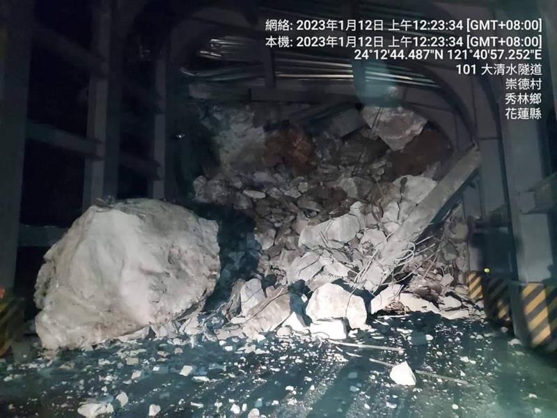 圖/傅崑萁提供、取自花蓮警察局臉書