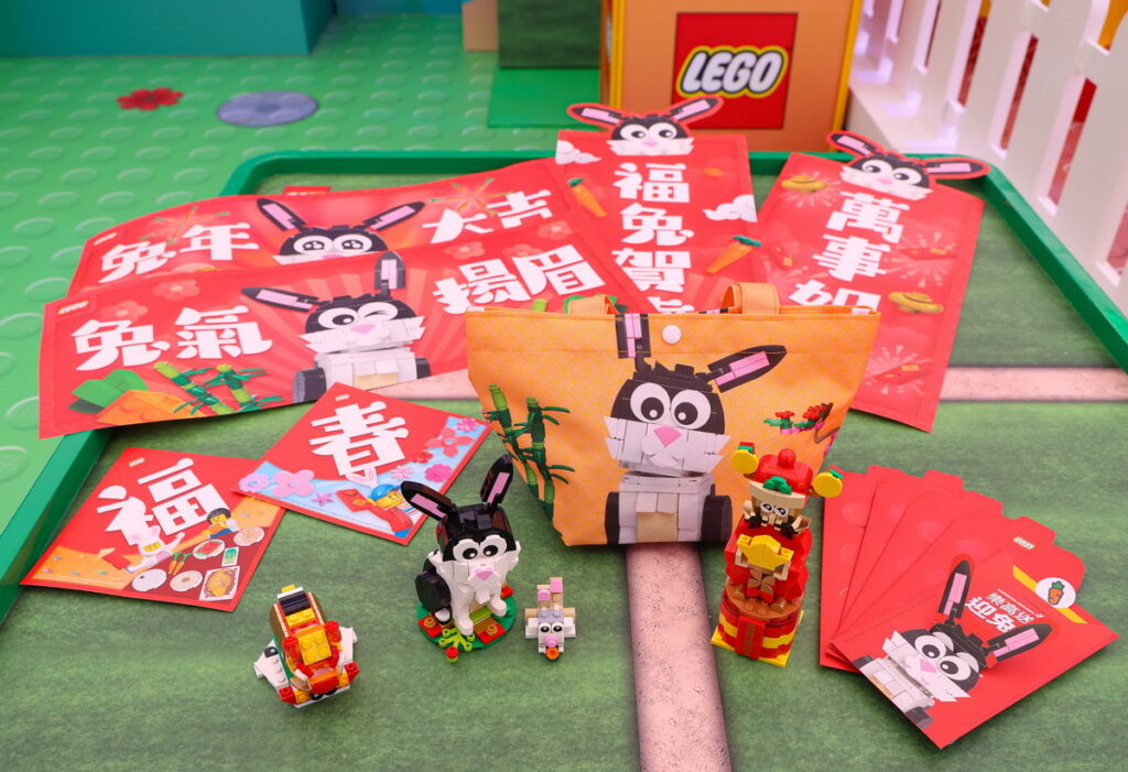 樂高推出多項新年福兔限定贈禮與消費者一起玉兔迎新春賀新年,成為新春期間出遊不容錯過的樂高打卡點。