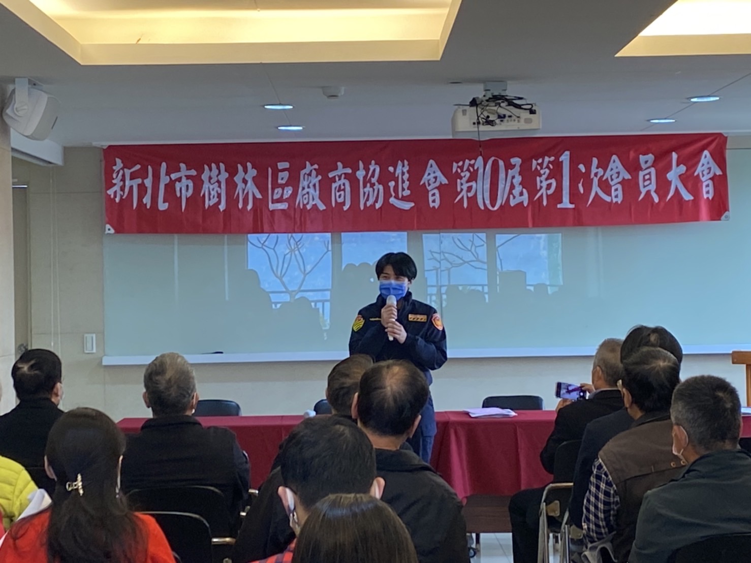 樹林警召開交安宣導座談會。(記者徐煜勝翻攝)