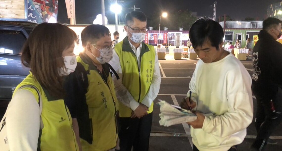 臺南大益貨櫃商店街違法經營夜市　市府市場處持續稽查開罰至改善為止
