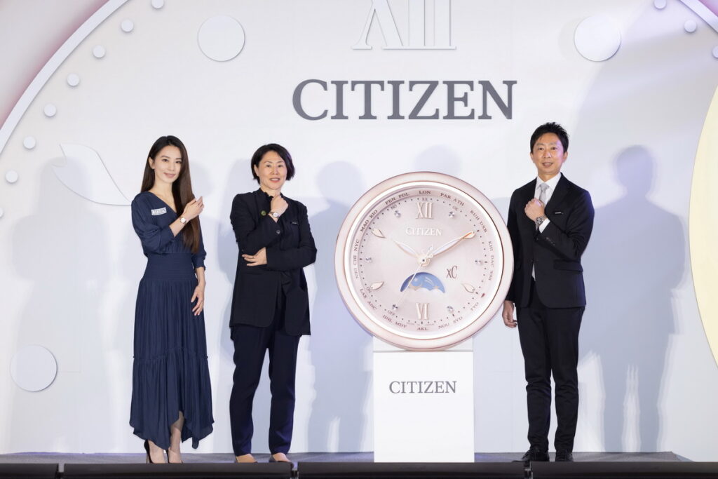CITIZEN女錶代言人田馥甄(左一)、亞洲區董事長高橋志織(左二)、台灣總經理渡邉将人(右一)發佈年度主題心蕊