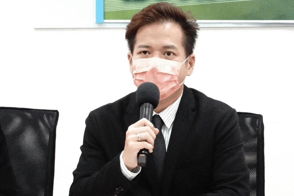 國防部拋「大學3年+兵役1年」配套惹反彈 112 邱臣遠記者會說明