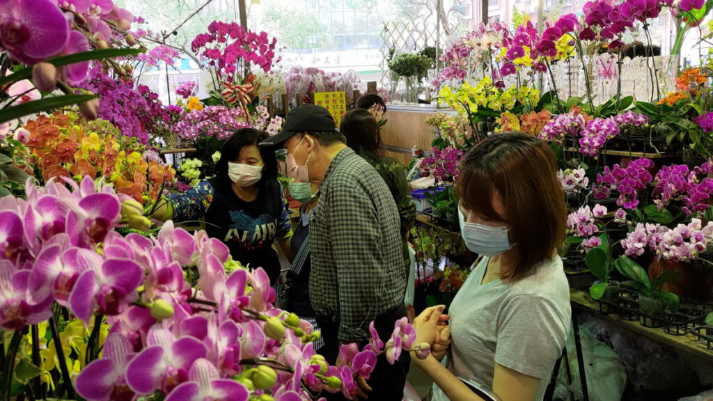 建國假日花市民眾採買實況