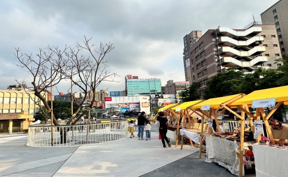 「這髦有意思市集」 開箱「府中廣場」嶄新空間