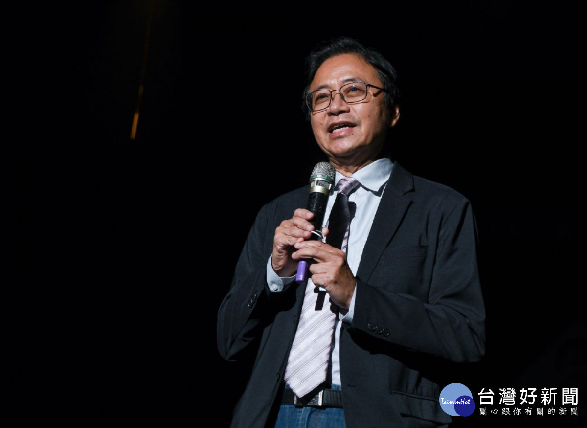張市長表示,桃園市國樂團推出創新的《迎春納福》音樂會。