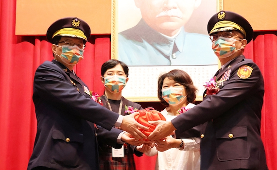 黃敏惠市長歡迎陳炯旭警局長加入戰鬥團隊 期攜手打造幸福