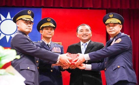 廖訓誠接任新北市警察局長 侯友宜期勉「治安工作棒棒相接」