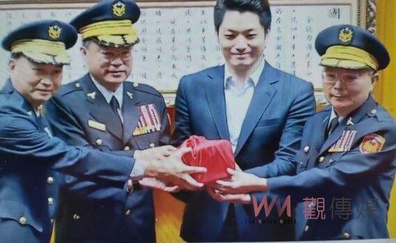 張榮興接任北市警局長 蔣萬安肯定原局長楊源明肅黑槍毒屢創佳績