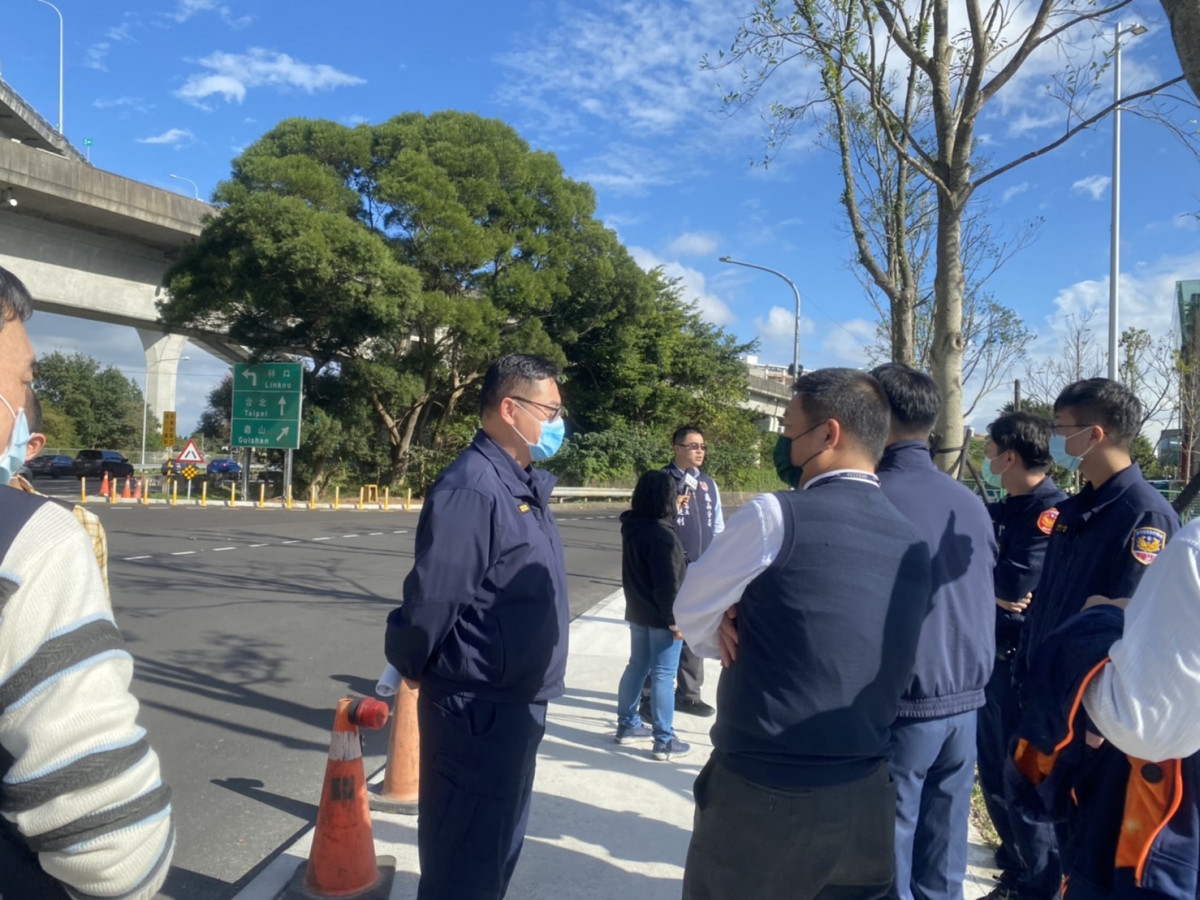 春節期間龜山警加強長庚轉運站、壽山巖觀音寺周邊交通疏導管制措施。<br /><br /> <br /><br />