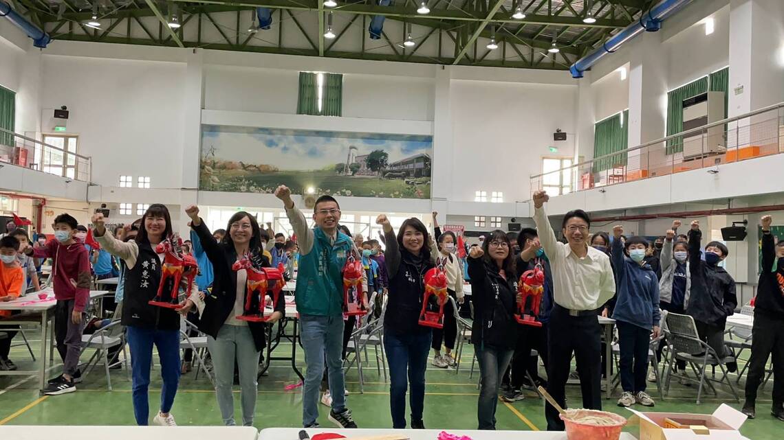 傳承民俗文化！嘉義縣鹿草國小辦課程盼延續「放火馬」儀式 讓傳統價值得以延續