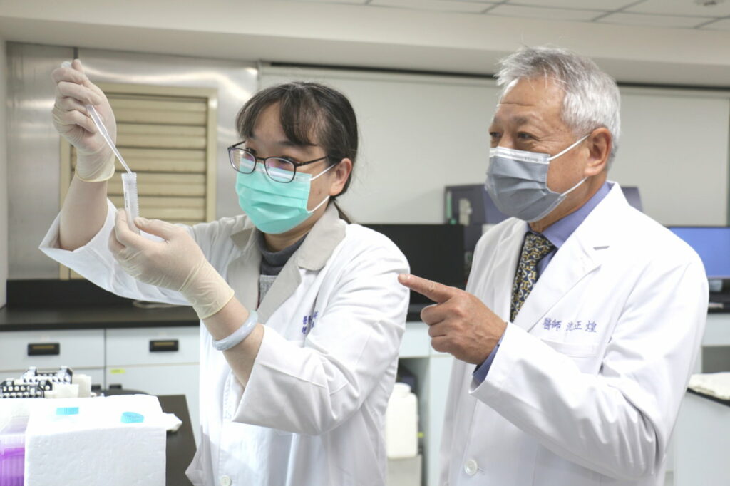 沈正煌教授說明研究方法