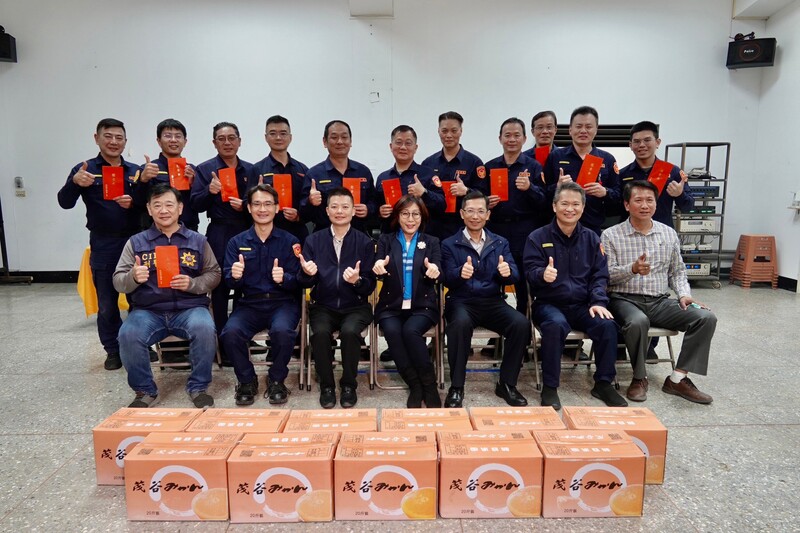 漾新聞|紓解員警春安壓力 正副議長慰勞鳳山及三民一、二基層員警