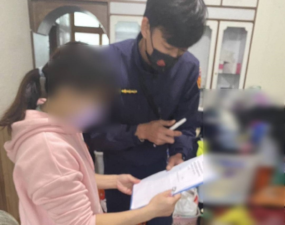 年終紓困 北市警員轉介社福團體援助單親3寶媽 104 62966