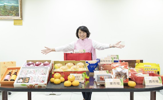 嘉義市處處充滿年味 勇媽黃敏惠邀來嘉兔來運轉