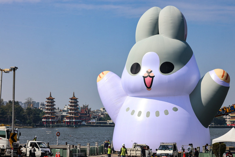 漾新聞|最萌ㄇㄚˊ幾兔回來了!蓮潭燈會療癒迎賓