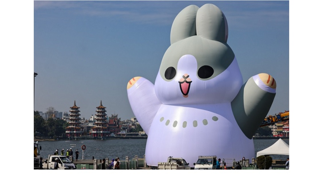 最萌ㄇㄚˊ幾兔回來了!蓮潭燈會療癒迎賓