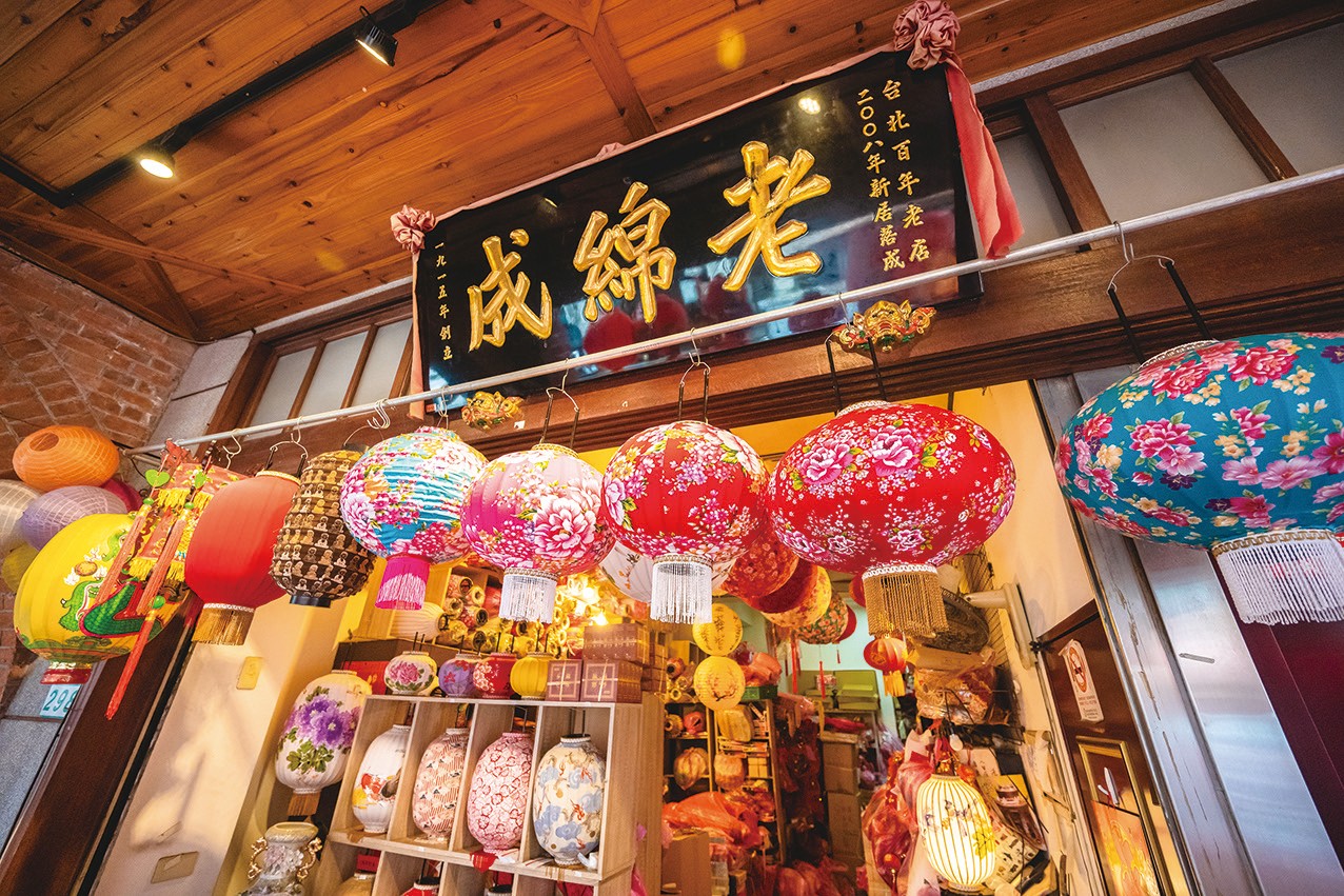 年貨大街逛不膩!《大稻埕、大龍峒》帶你挖掘美食.古蹟