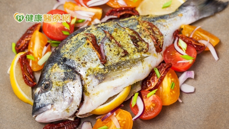 過年大魚大肉變凶器 魚刺卡到縱隔腔發炎出血恐致死