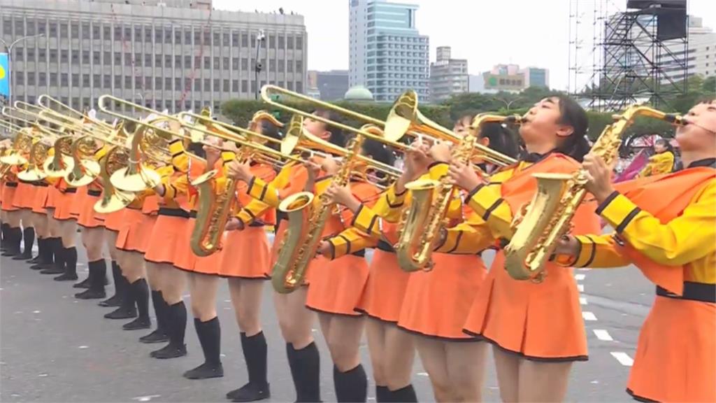 「橘色惡魔」要引爆除夕夜!將演出最招牌「這首歌」還要向台灣賀新年