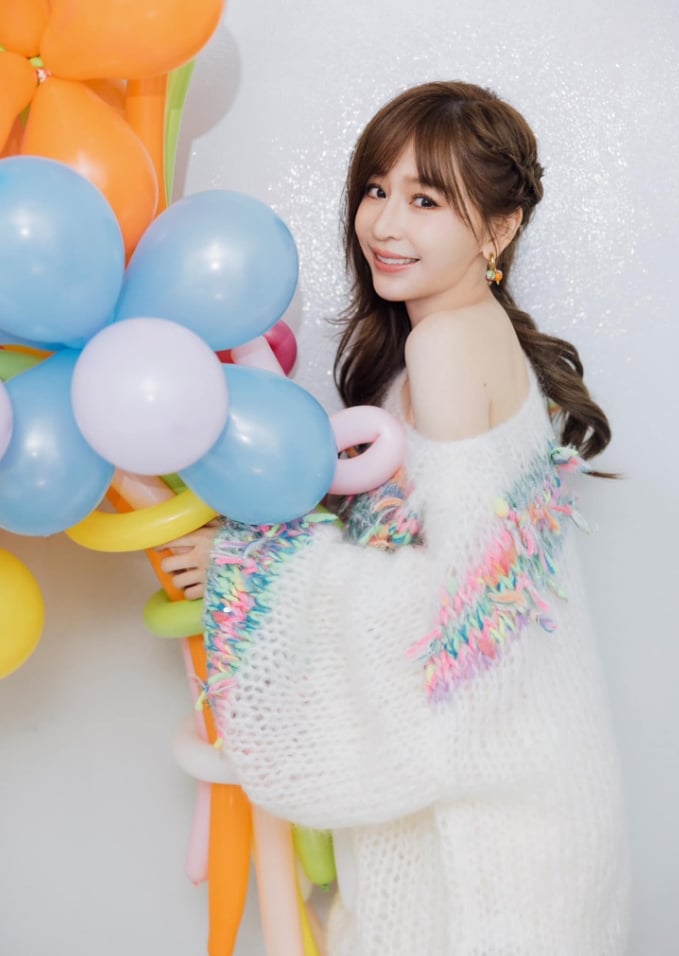 「甜心教主」除夕獻暖　王心凌變身「愛心兔」甜喊：兔飛猛進！