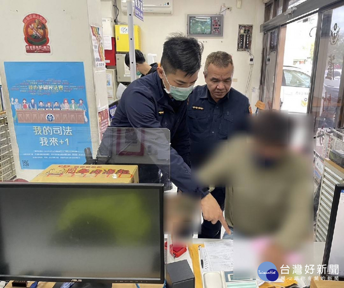 清寒家庭無力負擔喪葬費,社會局、里長及員警合力救助。<br /><br /> <br /><br />