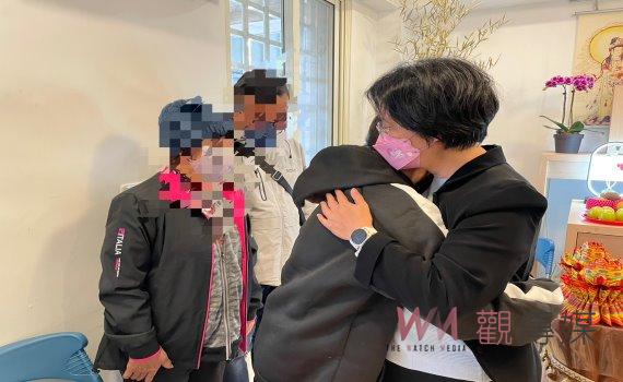 統聯客運司機意外喪生獨留幼女 王惠美緊緊擁入懷中:一定要堅強