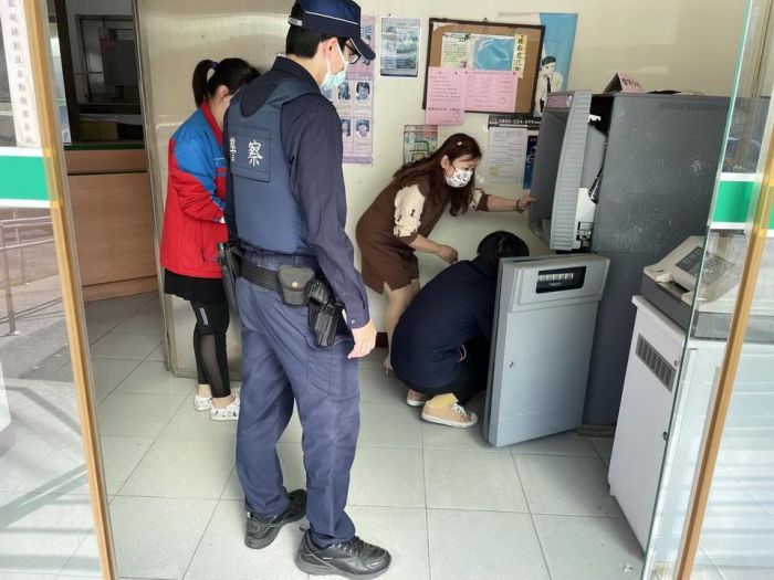 保障民眾財產安全 有警護鈔好安心