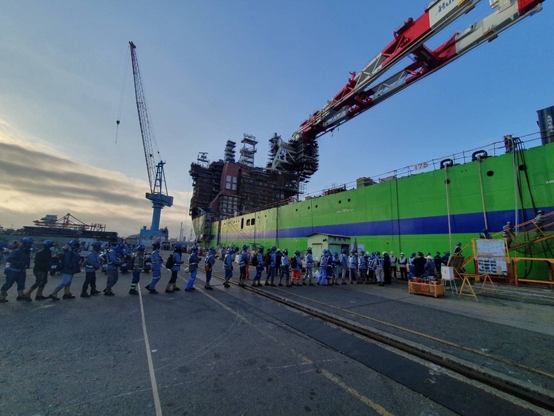 漾新聞|台船千人員工春節連假日夜趕工  為台灣水下軍力、離岸風場電力努力打拼「榮耀船說」