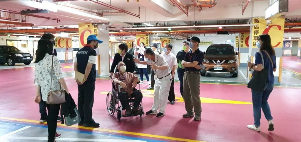 耐斯企業集團與市府攜手推動無障礙生活環境