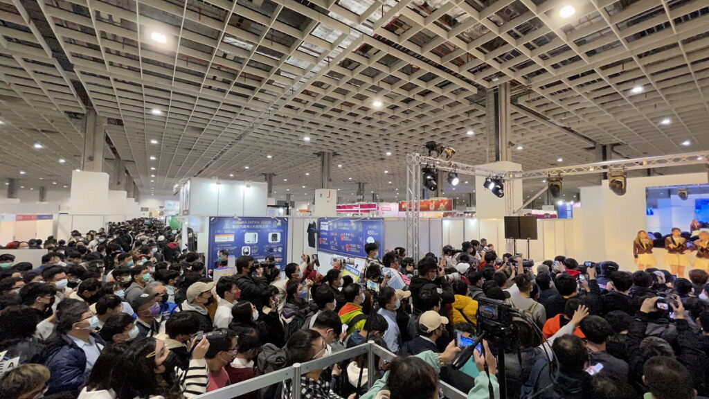 2023動漫日本館_粉絲不畏低溫排隊觀展