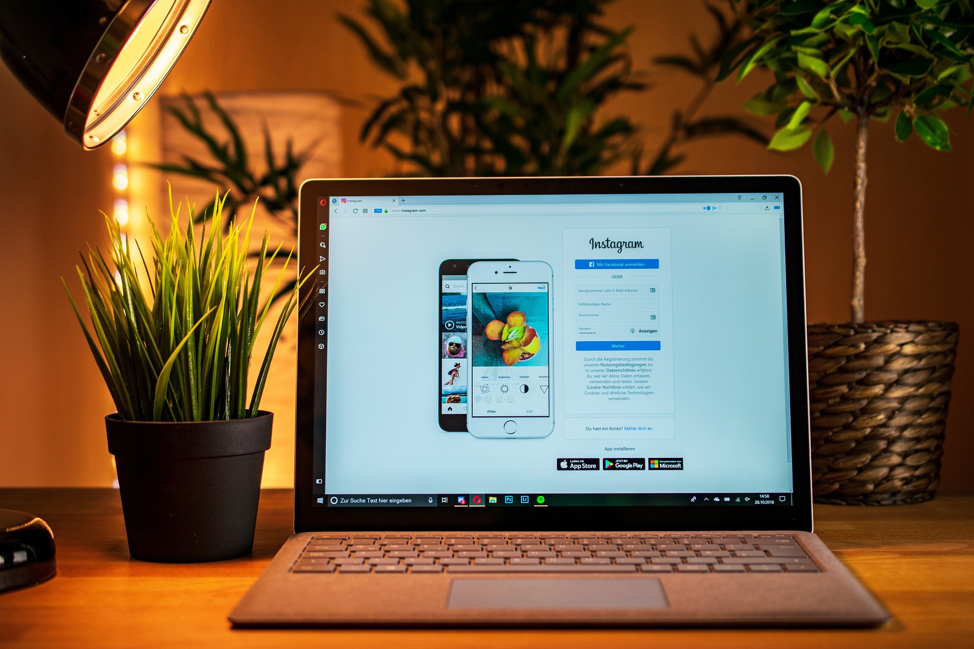 【臺灣調查網】全球民調/美國 為何反對孩子使用社群軟體?美國父母:因怕玩物喪志 76 laptop-3781380_1920
