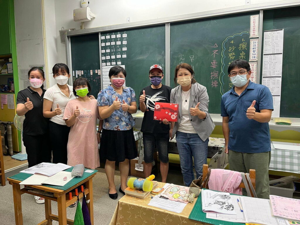 學期中同賀中秋節