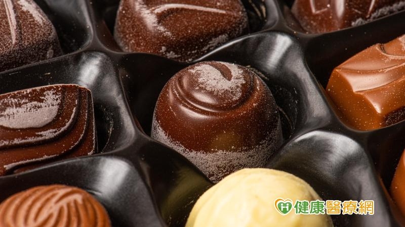 情人節品嘗巧克力 起「白霜」是不是發霉?還能吃嗎?