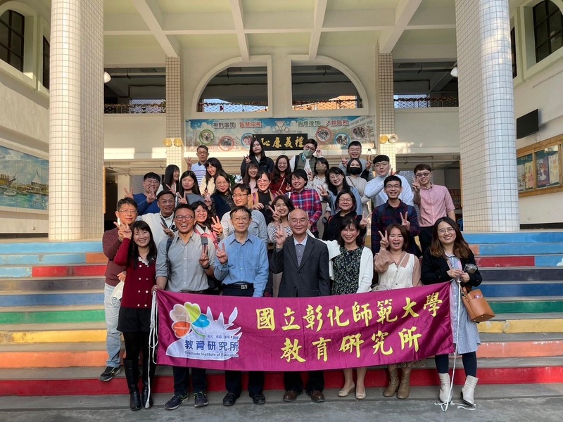 漾新聞|教師研究生體驗國中學校中心「電子魔幻鏡」實作DIY 肯定國中自造科技教育很行