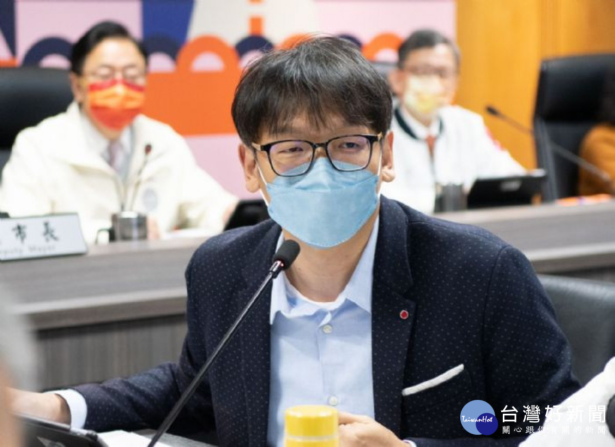 觀旅局周局長說明本次燈會重點事項。