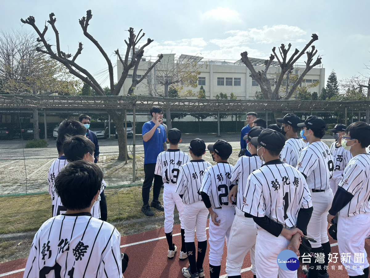 錫卿文教秀運動傳承棒球訓練營,培育彰化海線棒球選手。圖/彰化秀傳醫院提供