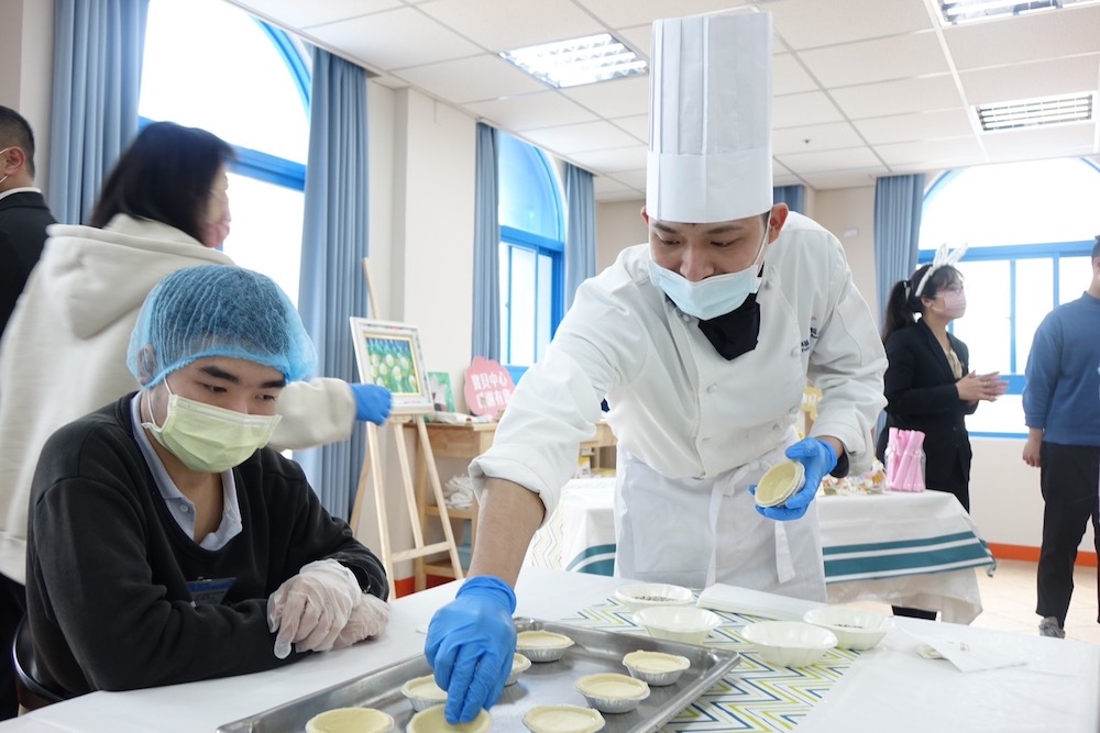 新春送愛心!福容桃園公益教學、越捷航空為愛起飛無國界 62 匯流新聞網CNEWS資料照124230202a06