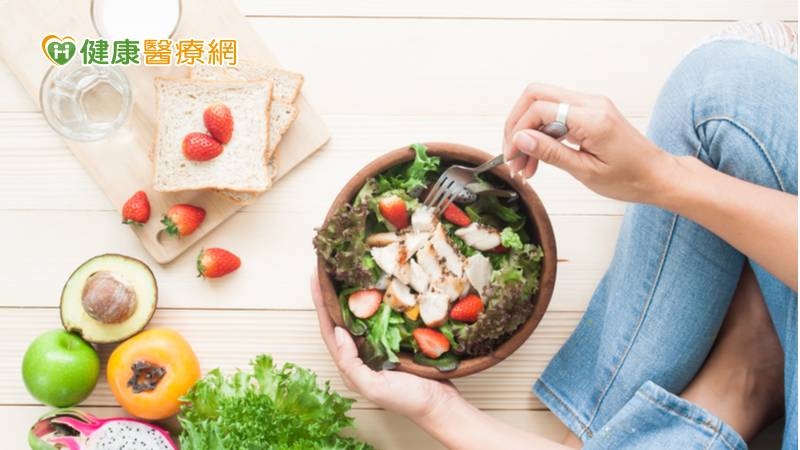 「少量多餐才能瘦」是迷思! 專家:規律三餐瘦身更有成效