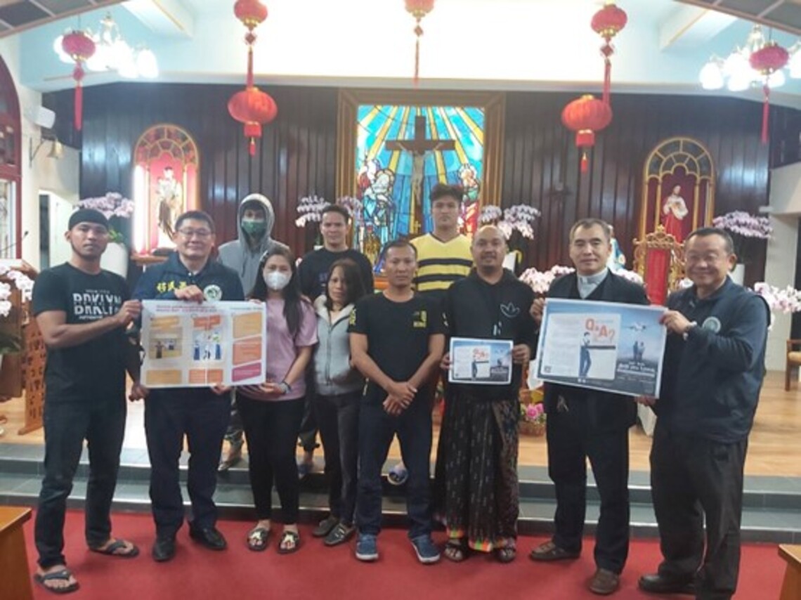 移民署高雄港隊宣導逾期停(居)留外來人口 自行到案「從寬論處」