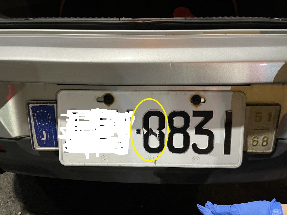 偷車奇異筆改車牌號 吸毒上路巡邏警攔查衝車逃被逮 86 S 21119331