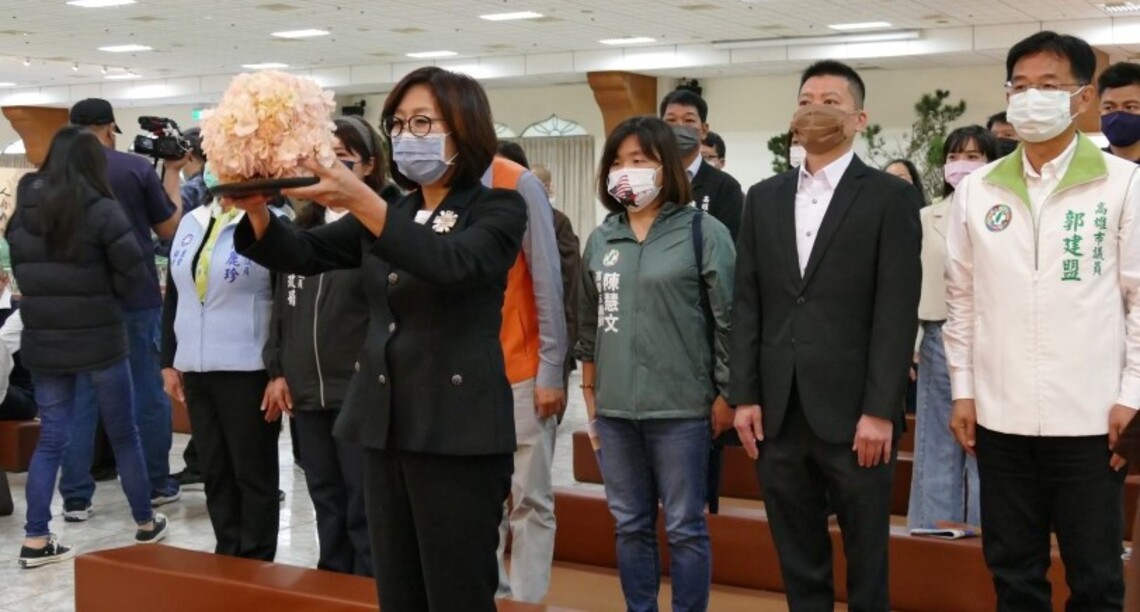一代宗師星雲法師圓寂 高市議會前往佛光山追思