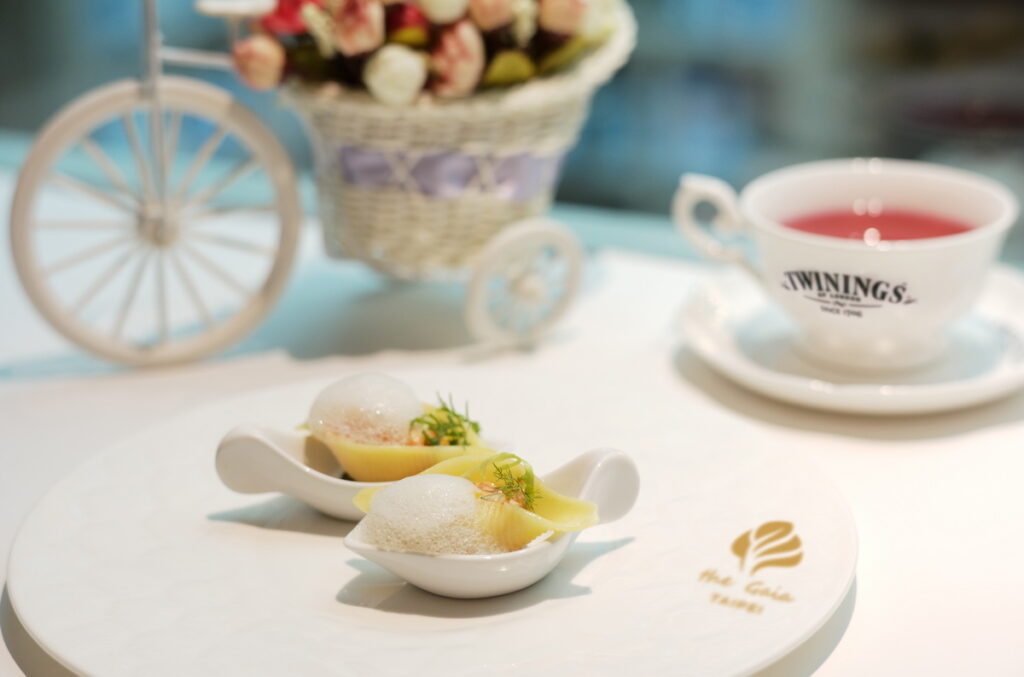 Twinings Ｘ大地酒店　聯名下午茶-2.鮮蔬海味貝殼麵薑芒綠茶泡泡
